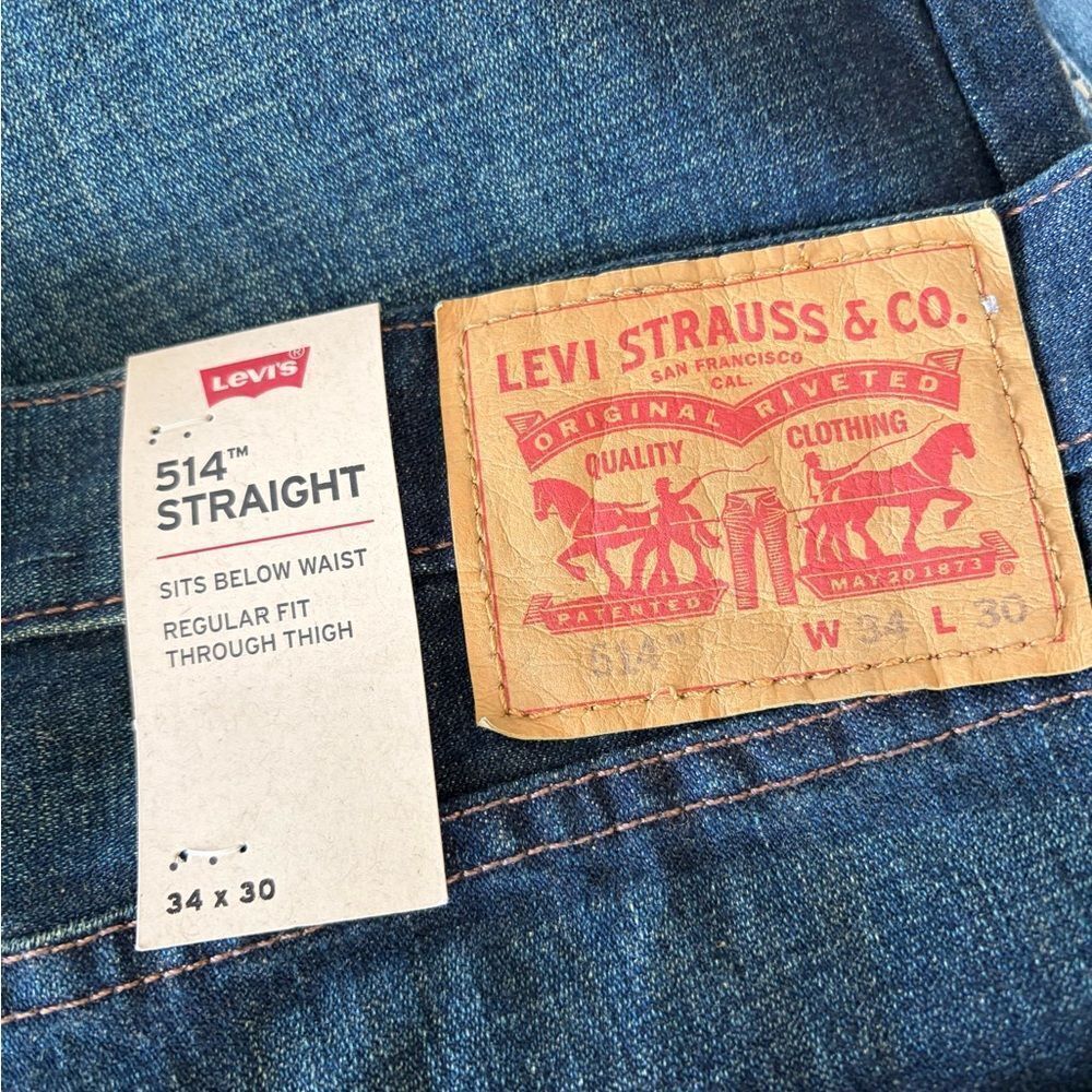 Levi's Men's 514 Straight Jeans, Dark Wash size 34/30. - Picture 3 of 8